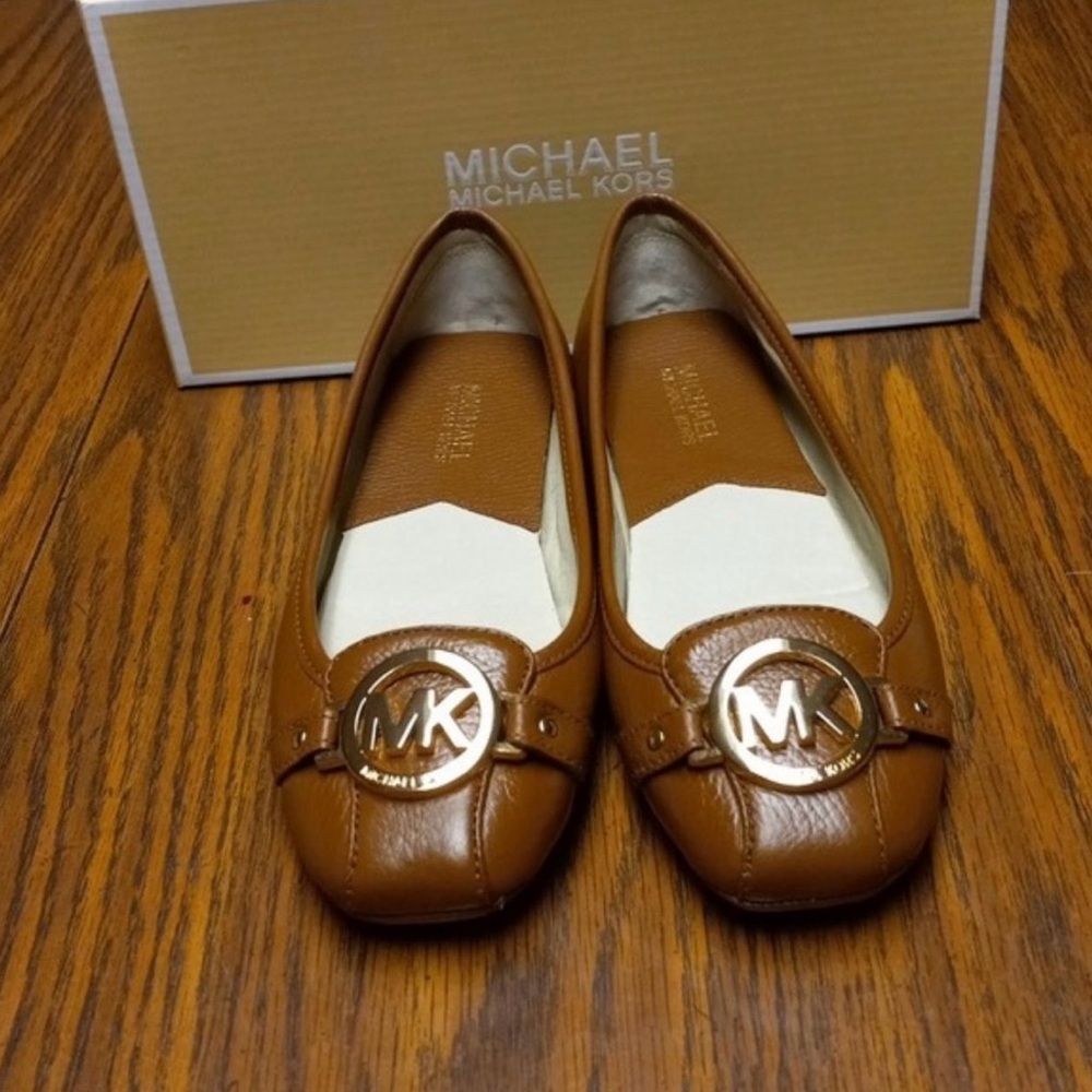 NWOT Michael Kors Womens Fulton Leather Square Toe Slide Size 7.5